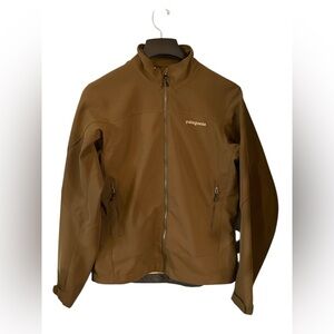 Patagonia Men's Tan Performance Jacket